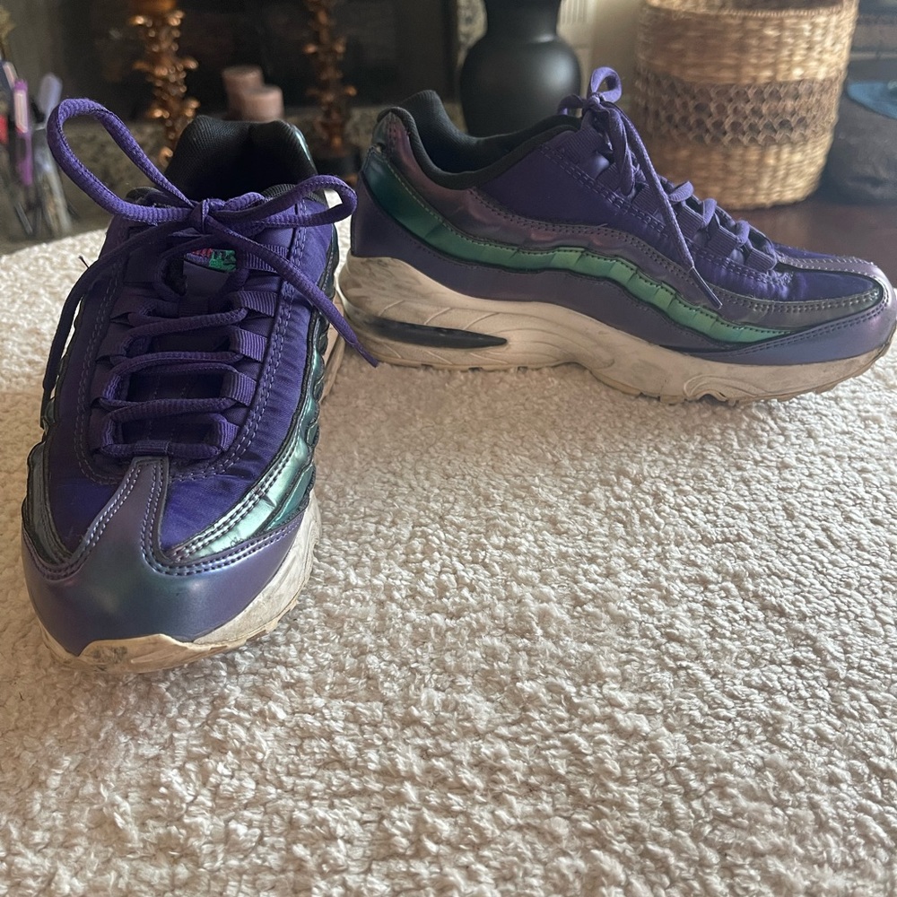 Nike Air Max Youth, size 6.5, AJ1899-500